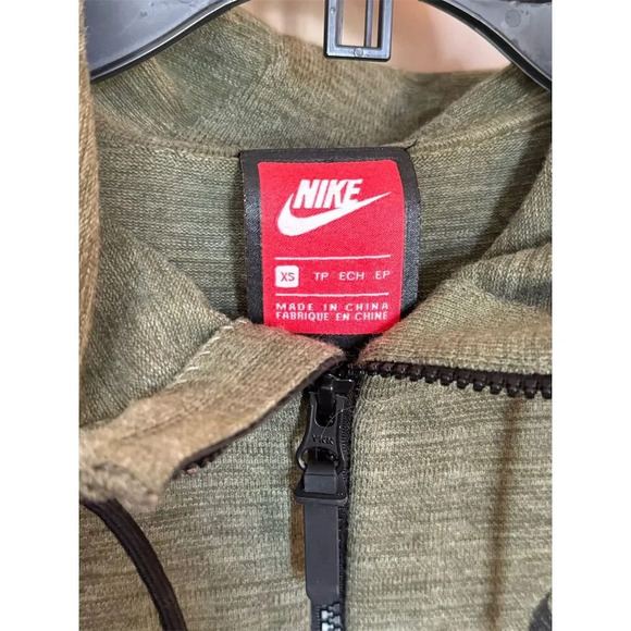 Nike Women's Tech Knit Jacket XS Green Hooded Full-Zip Casual - Picture 8 of 10